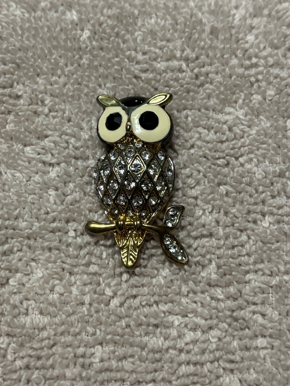 Vintage Crystal Embellished Owl Brooch